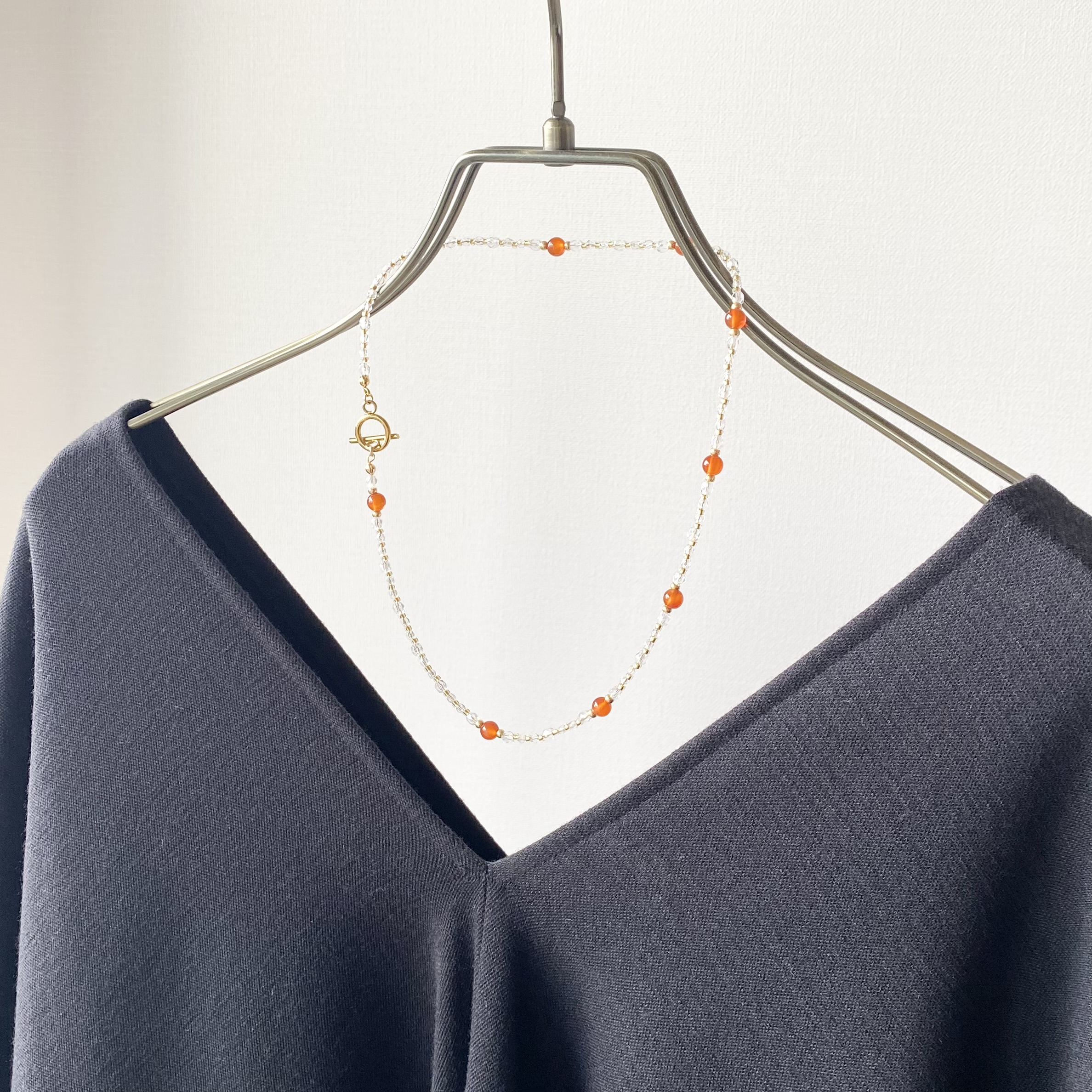 オレンジカーネリアンとチェコガラスビーズの ２way ネックレス