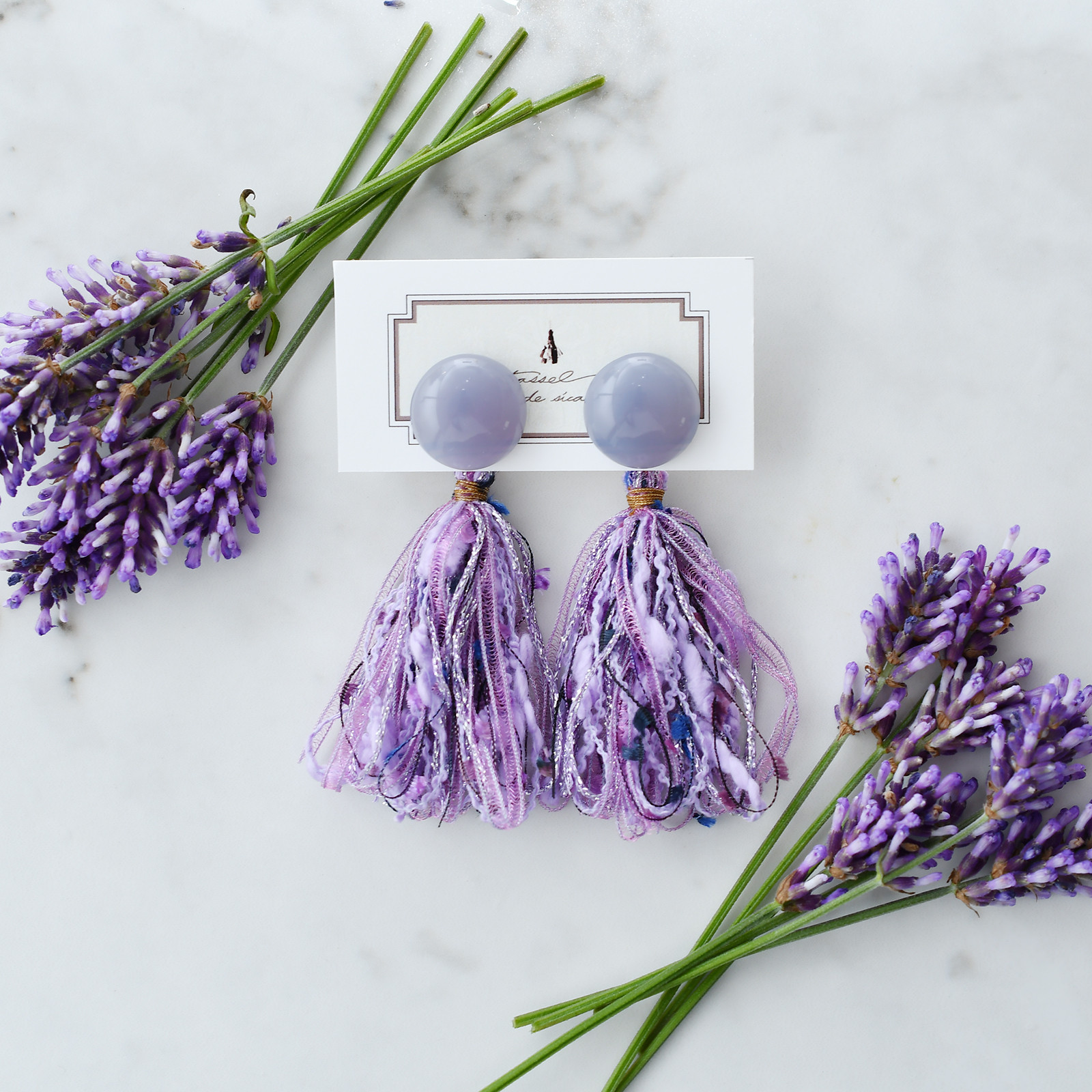 なつ　ドームタッセルピアス・イヤリング/ラベンダーパープル