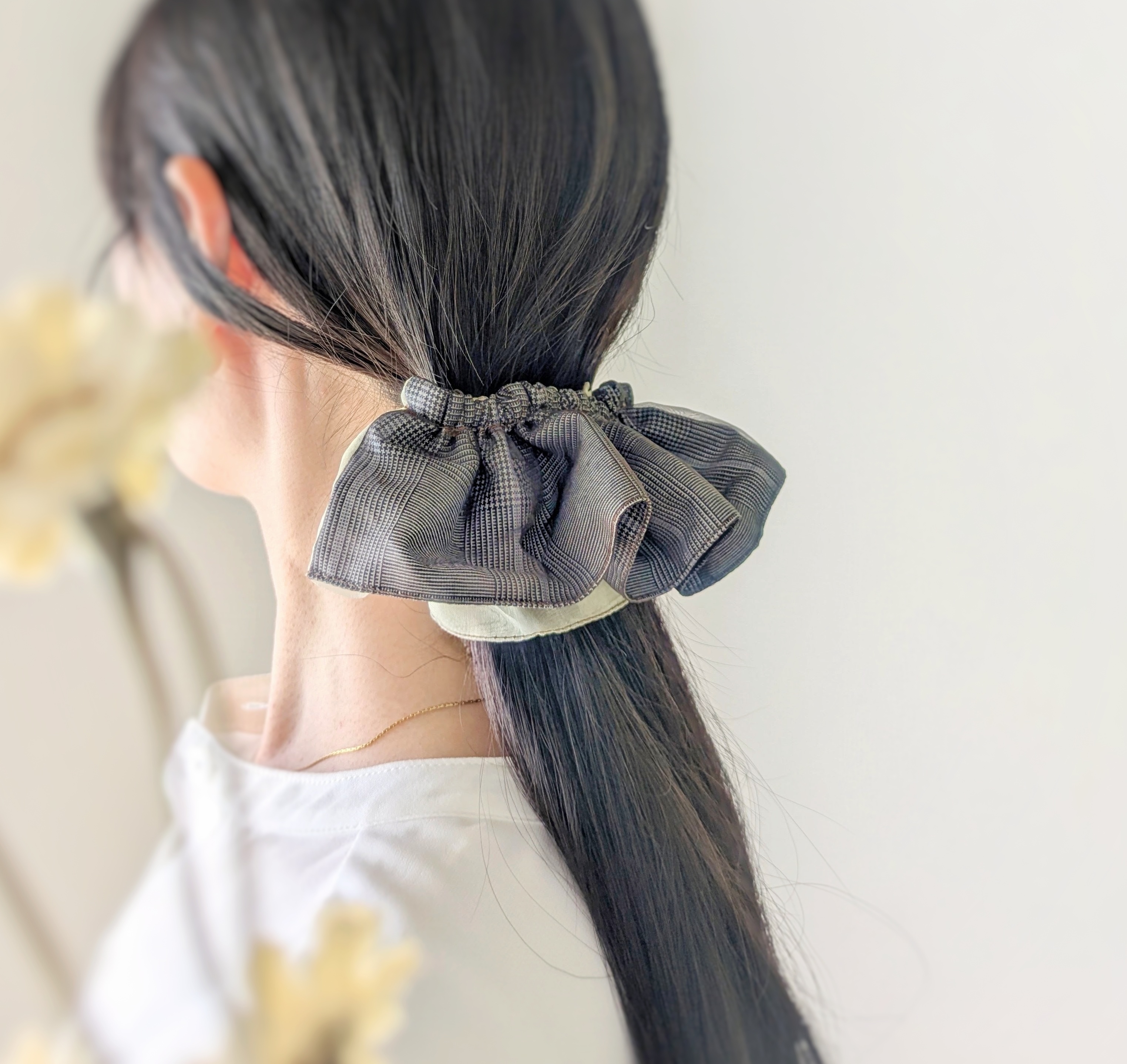 短くても！シュシュ見えバレッタ　大人グレンチェック×シルク♡オーガンジー　　初秋ブラウン＆ベージュ